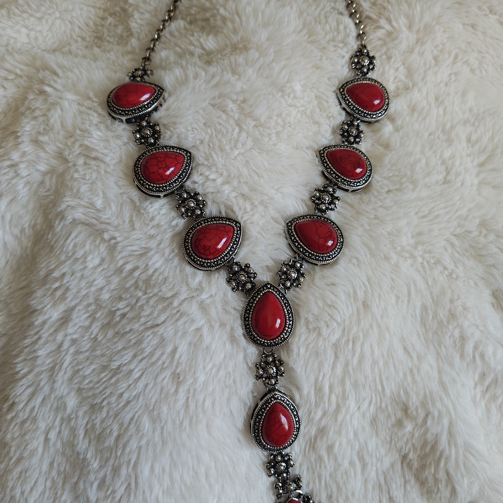 Elegant Red and Silver Necklace